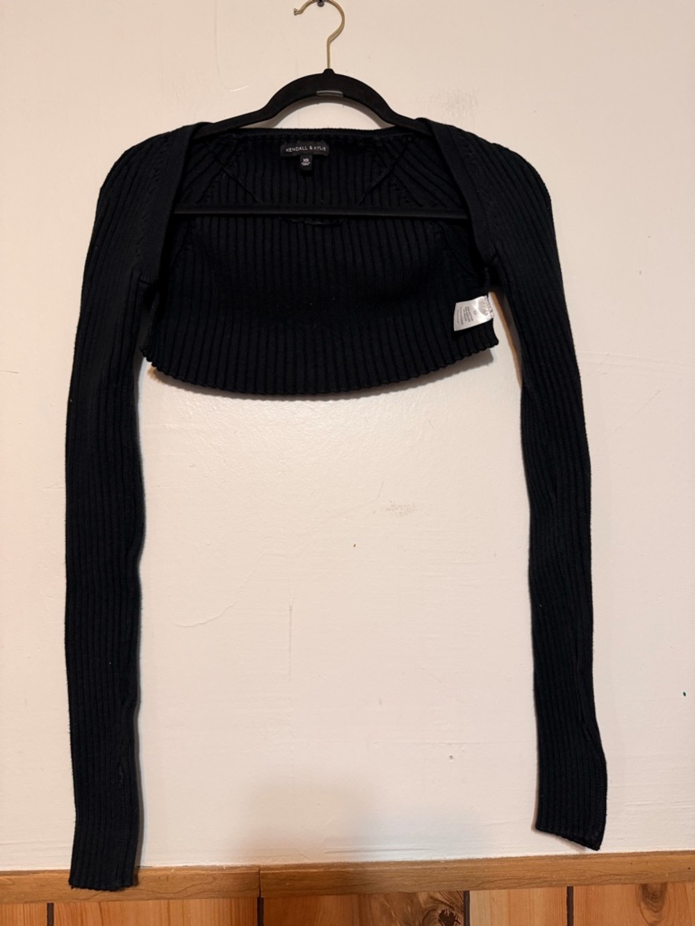 Kendall & Kylie Black Ribbed Cropped Shrug